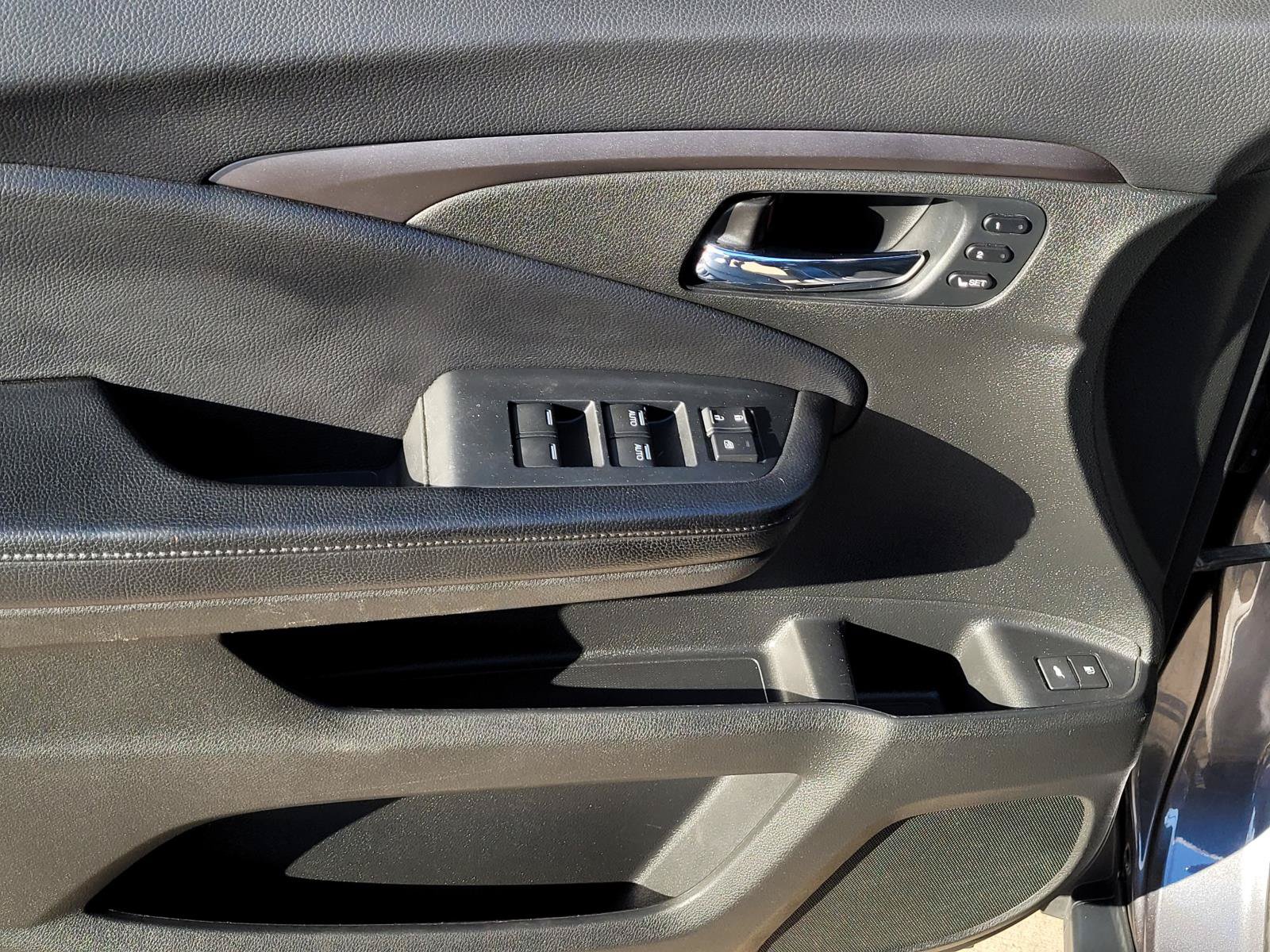 Used 2020 Honda Pilot EX-L image 4