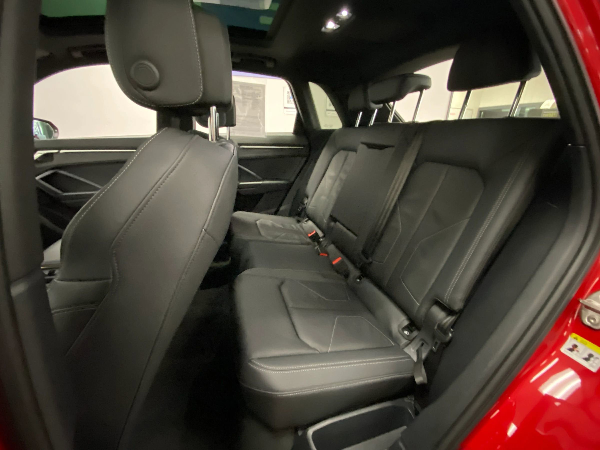Used 2024 Audi Q3 2.0T Premium AWD/4WD image 14