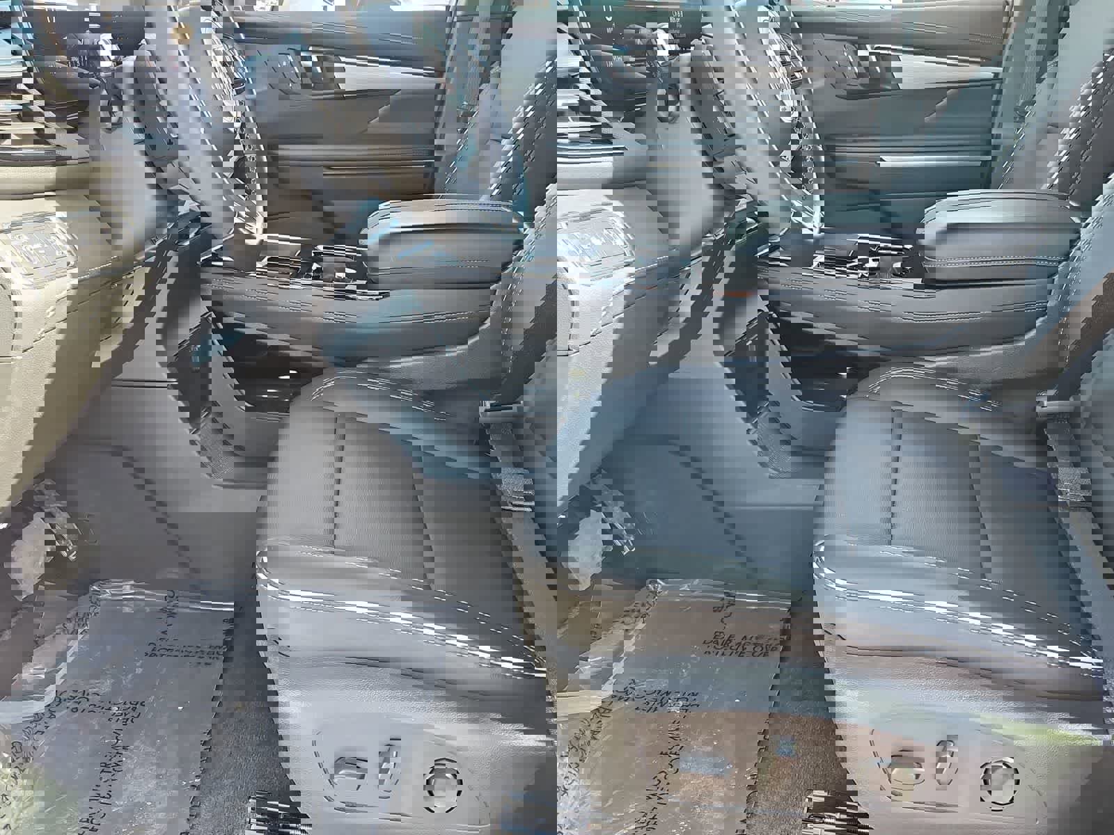 Used 2025 Buick Enclave Preferred image 17