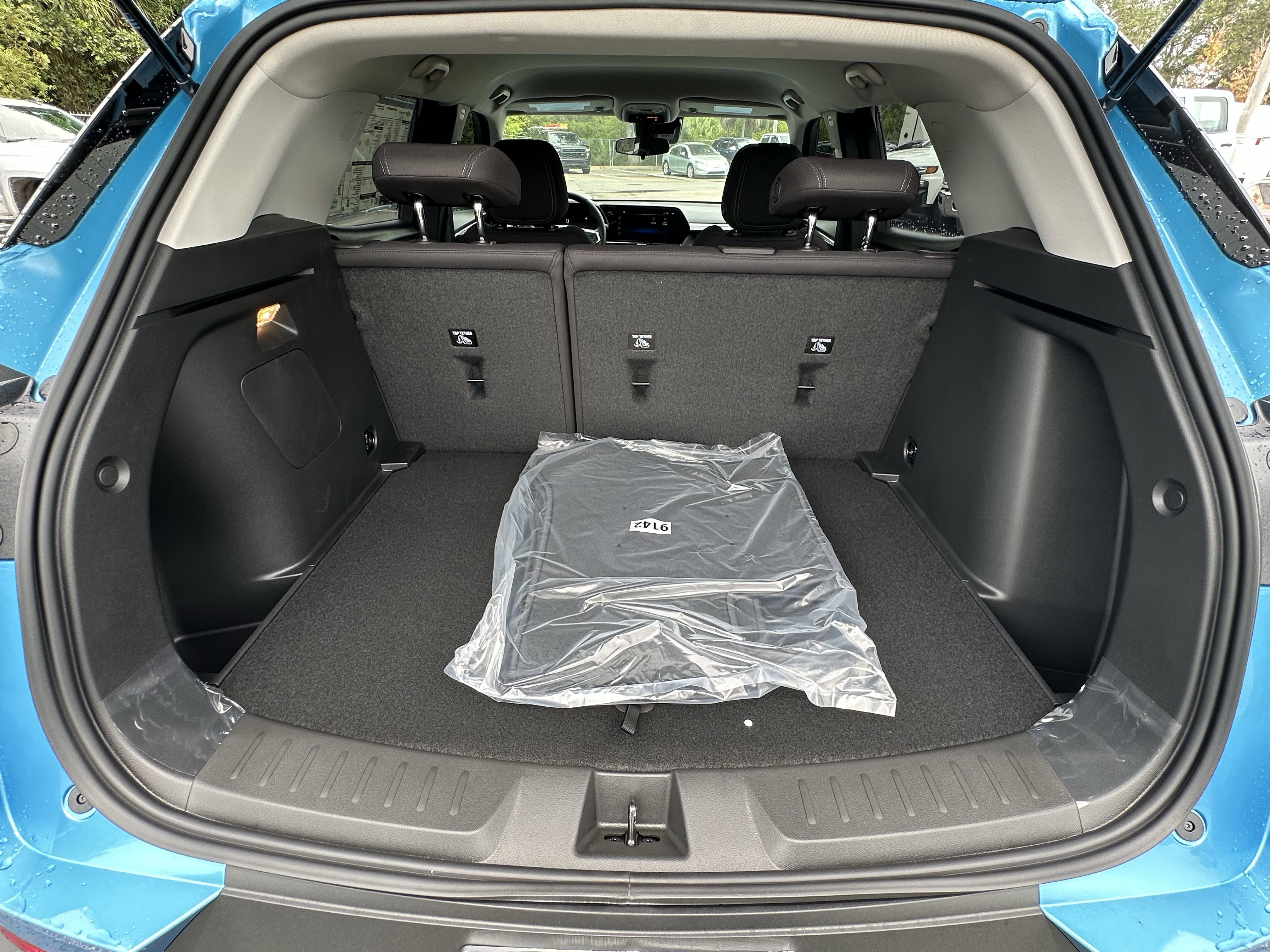 New 2026 Chevrolet TrailBlazer LT w/ LT Cold Weather Package FWD image 33