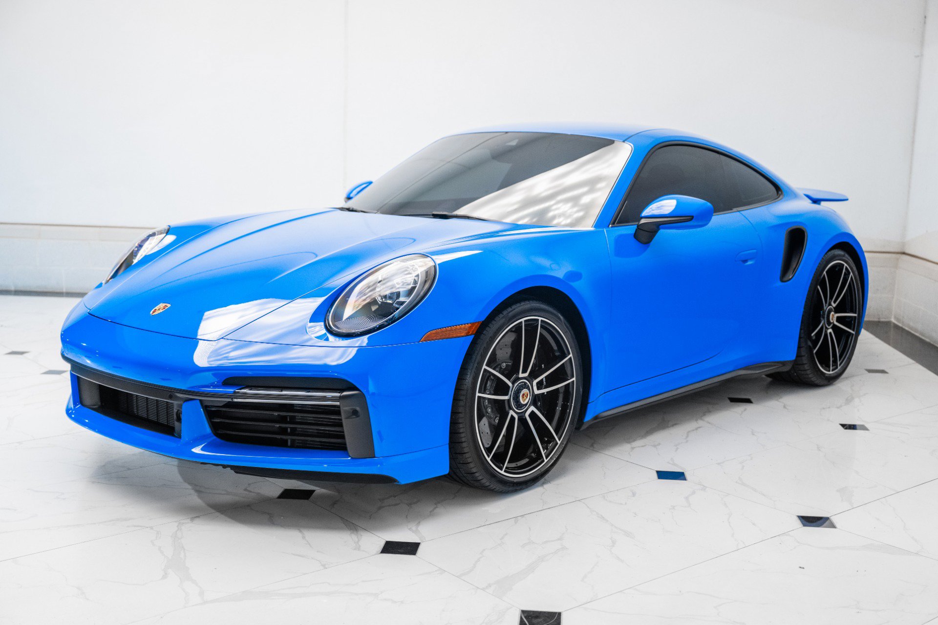 Used 2022 Porsche 911 Turbo S image 5