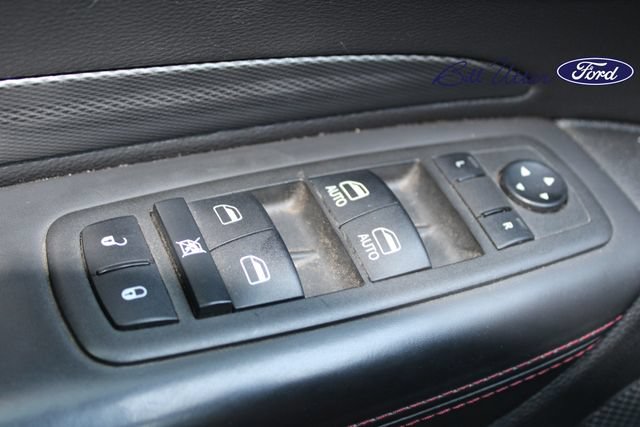 Used 2022 Dodge Durango R/T w/ Blacktop Package AWD/4WD image 24