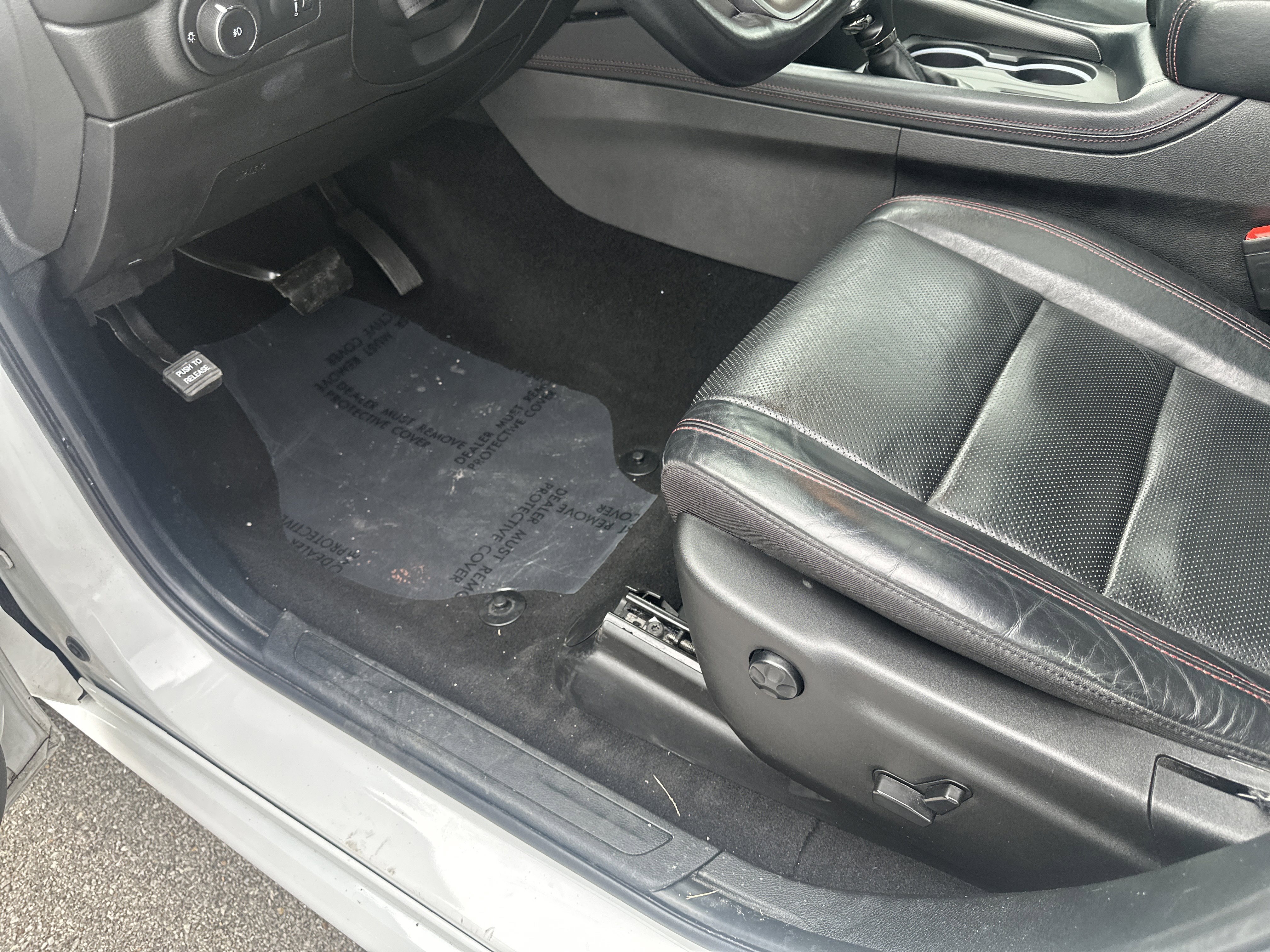 Used 2023 Dodge Durango GT image 14