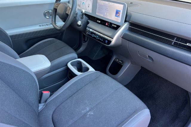 Used 2024 Hyundai Ioniq 5 SEL RWD image 18