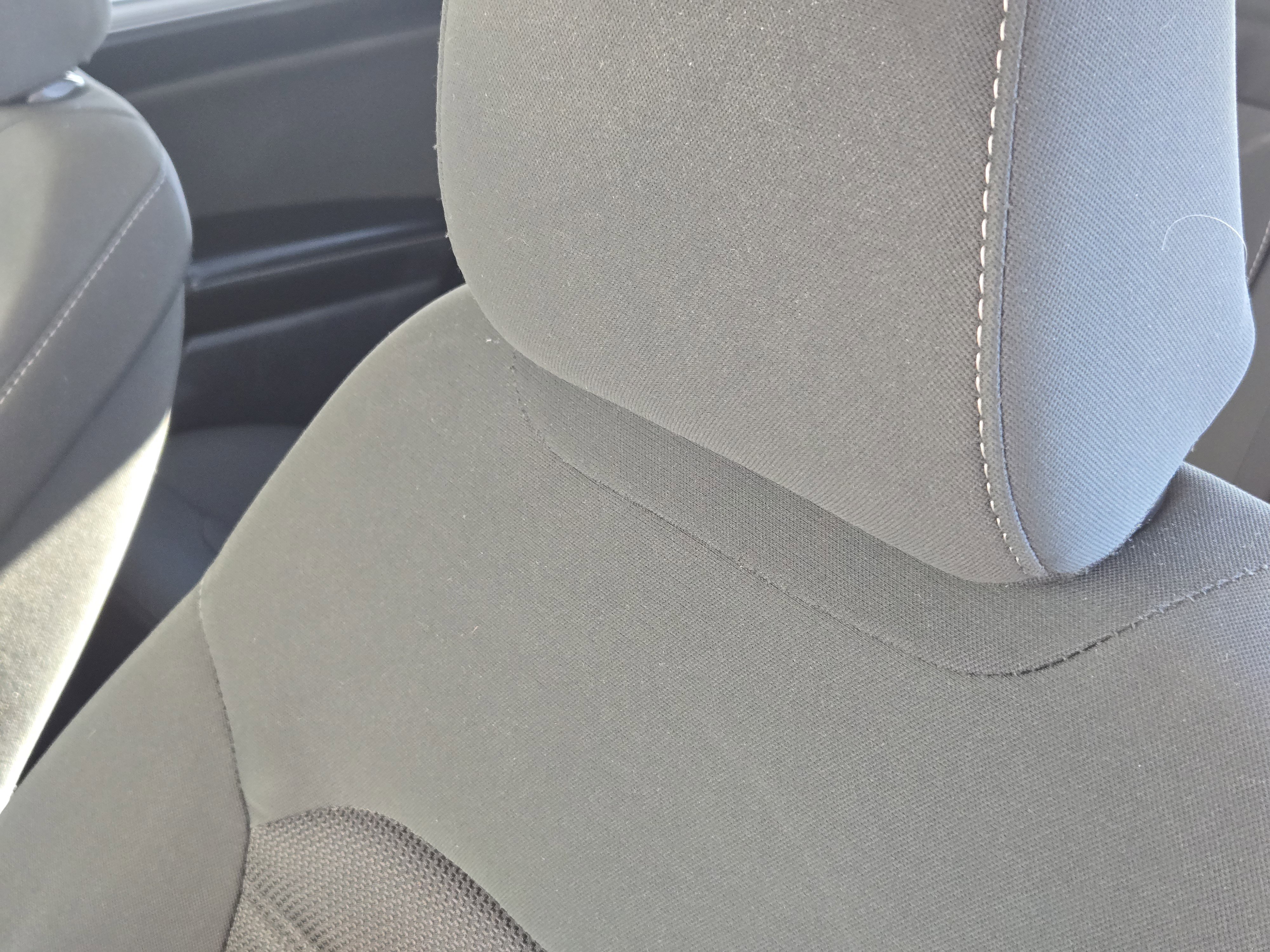 Used 2020 Ford Fusion SE image 18