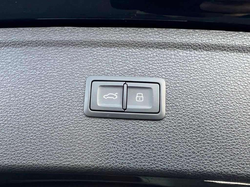 Used 2022 Audi SQ5 Premium Plus image 23