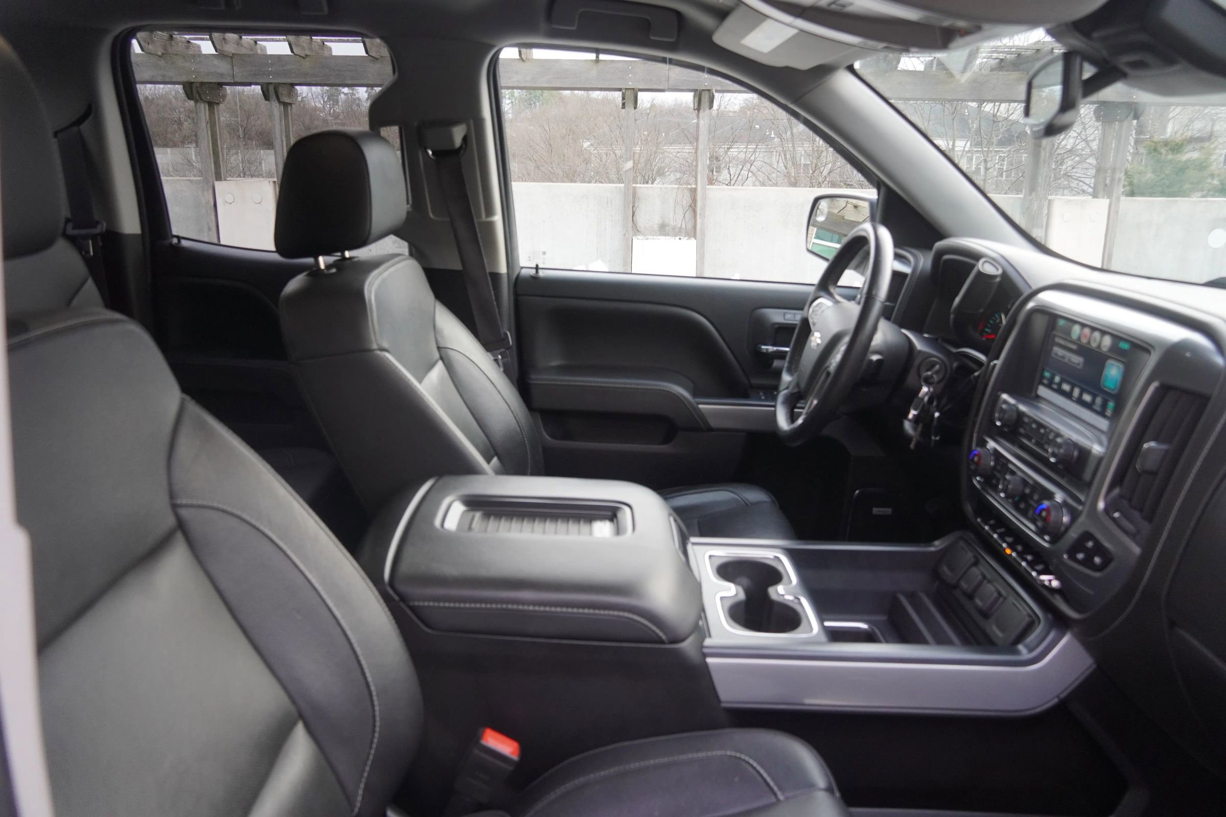 Used 2016 Chevrolet Silverado 1500 LTZ Z71 w/ LTZ Plus Package image 38