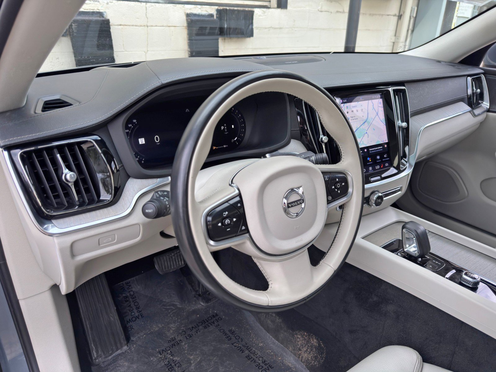 Used 2023 Volvo S60 B5 Ultimate w/ Climate Package FWD image 14