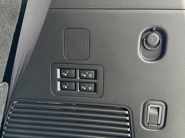 New 2026 Nissan Armada Platinum image 24