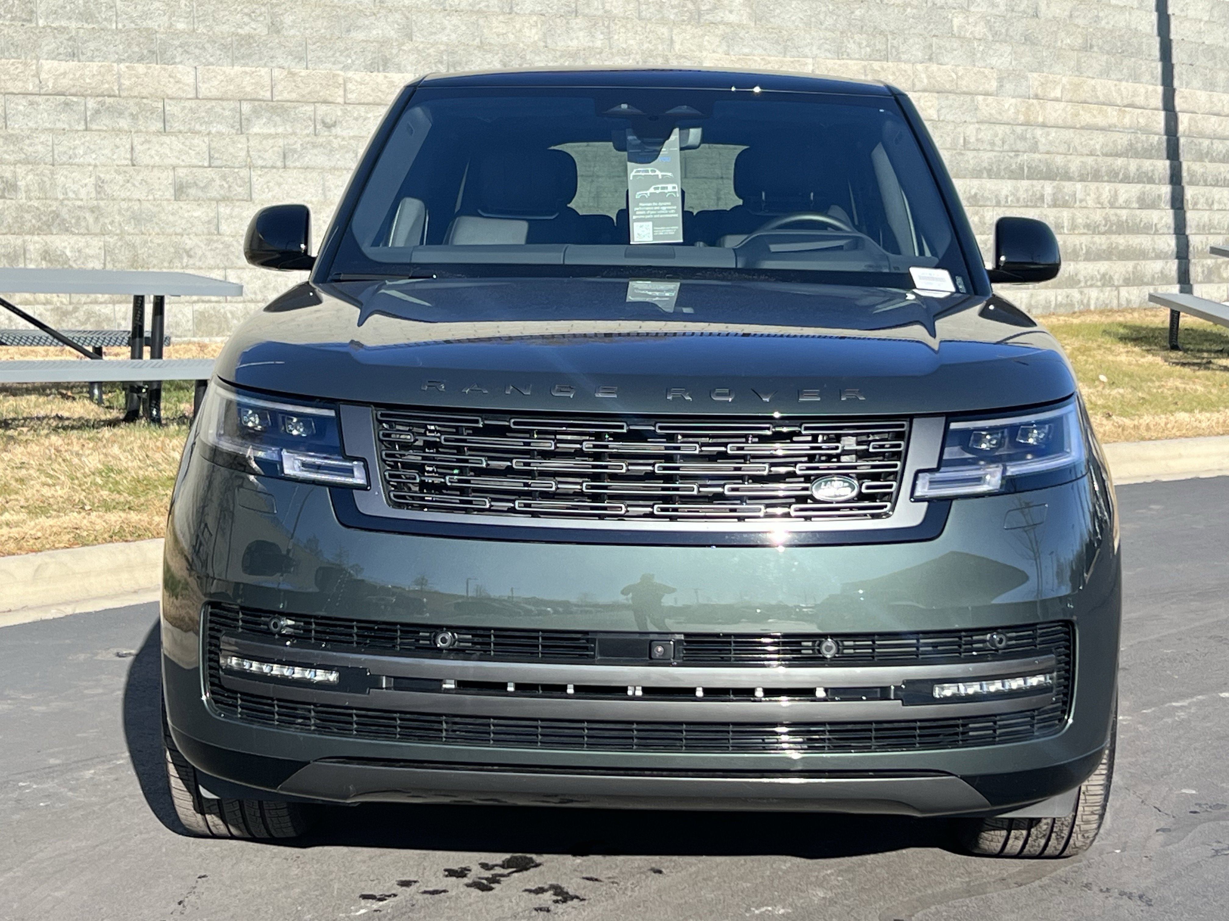 Certified 2025 Land Rover Range Rover Long Wheelbase SE image 10