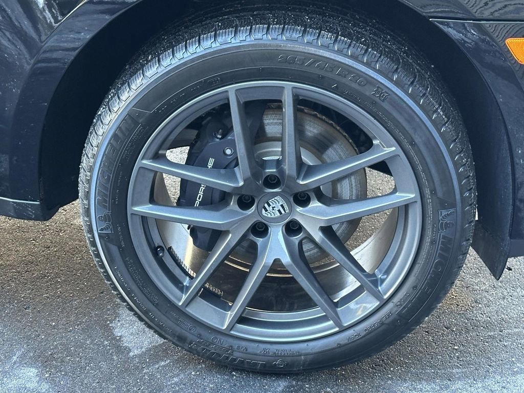 New 2026 Porsche Macan AWD/4WD image 10