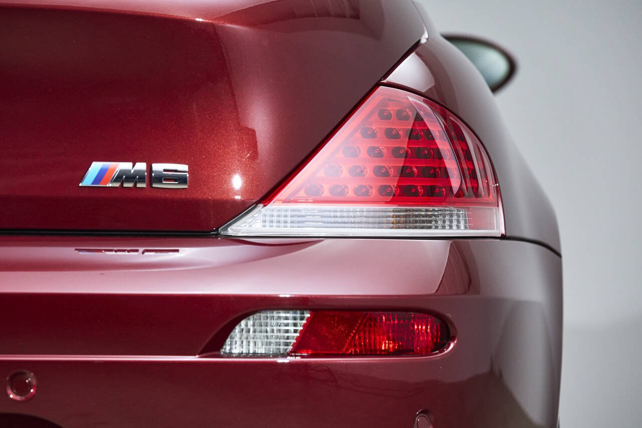 Used 2006 BMW M6 Coupe RWD image 20