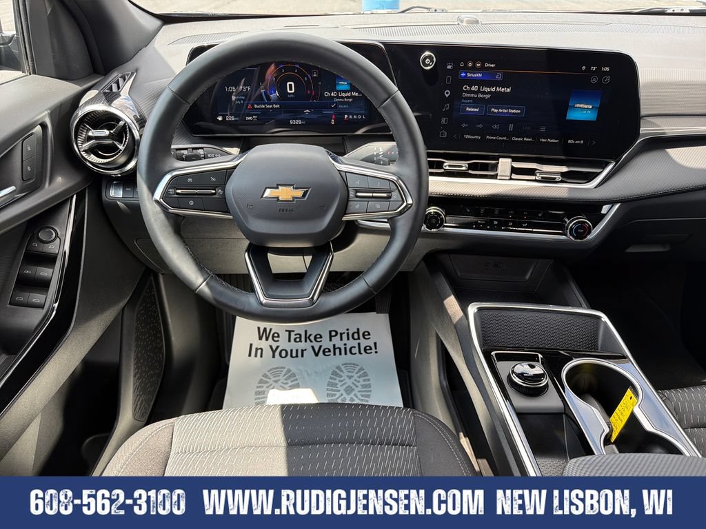 Used 2026 Chevrolet Equinox LT AWD/4WD image 13