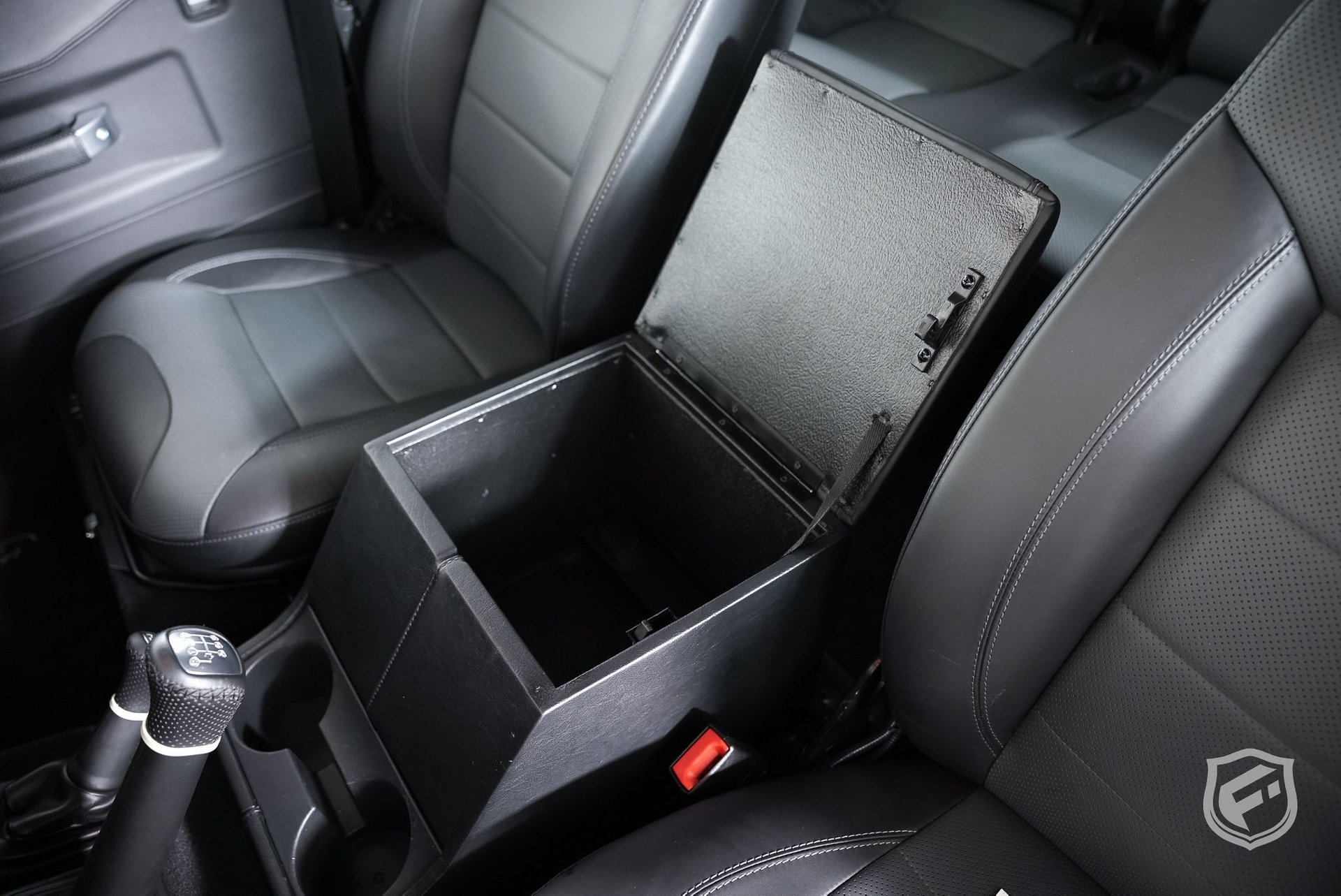 Used 1991 Land Rover Defender 110 image 28