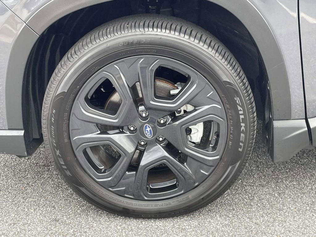 Certified 2025 Subaru Ascent Bronze Edition w/ Onyx Package image 9