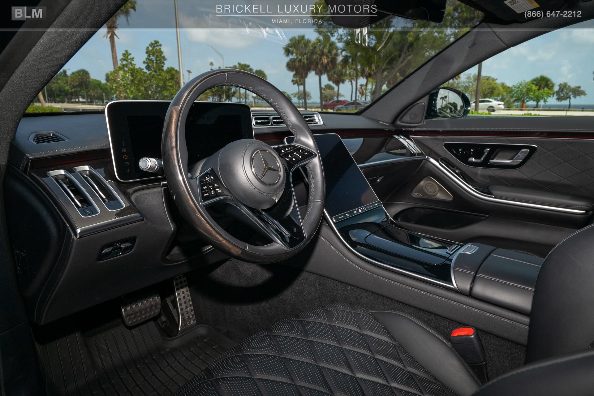 Used 2024 Mercedes-Benz S 580 4MATIC Sedan w/ AMG Line image 5