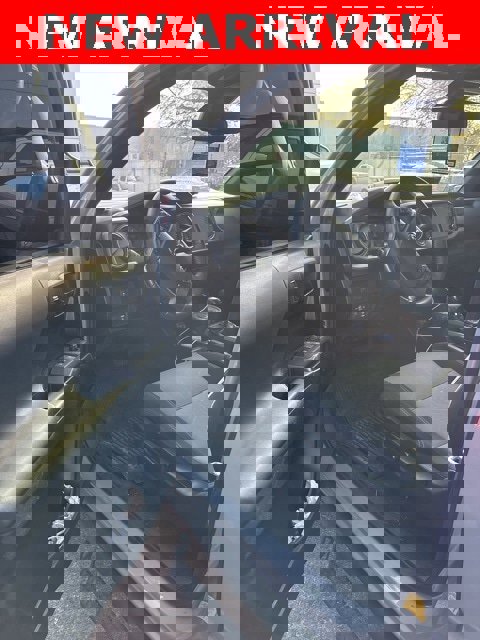 Used 2021 Toyota Tacoma TRD Sport image 5