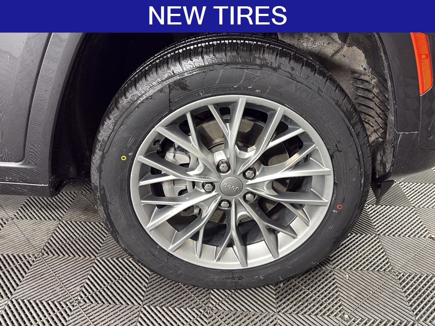 Used 2022 Jeep Grand Cherokee Summit w/ Advanced Protech Group IV image 13