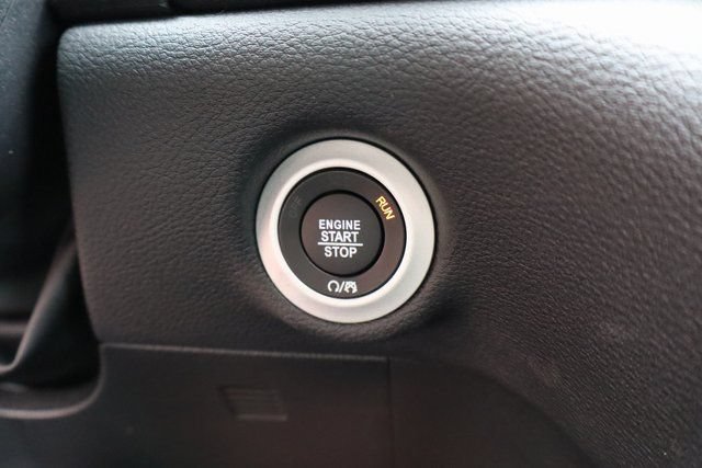 New 2026 Chrysler Pacifica Select w/ S Appearance Package FWD image 17