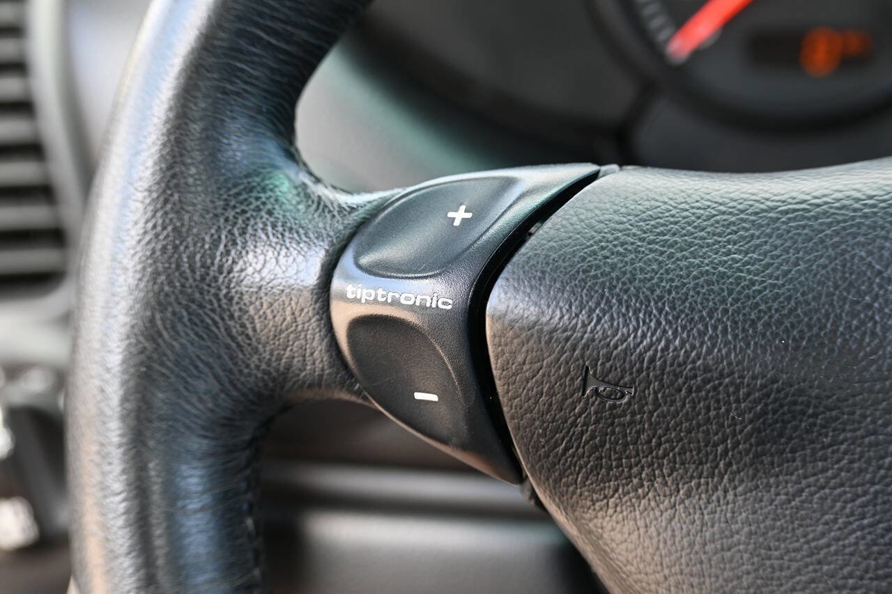 Used 2002 Porsche Boxster image 29