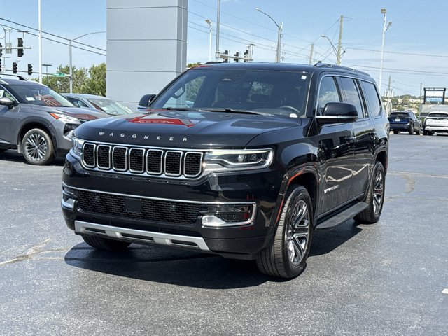 Used 2024 Jeep Wagoneer Series II w/ Flexible Seating Group RWD image 15
