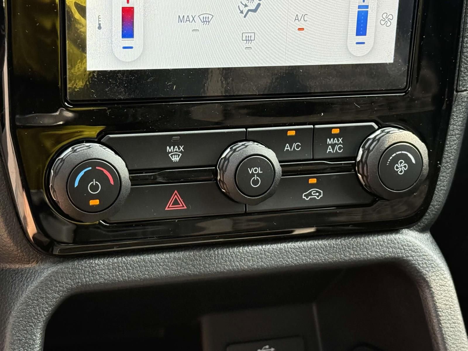 New 2025 Ford Ranger XLT w/ FX4 Off-Road Package image 15