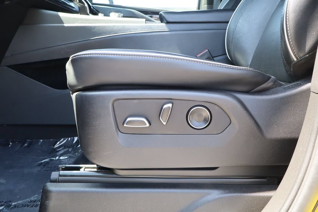 Used 2021 Cadillac Escalade Sport RWD image 18