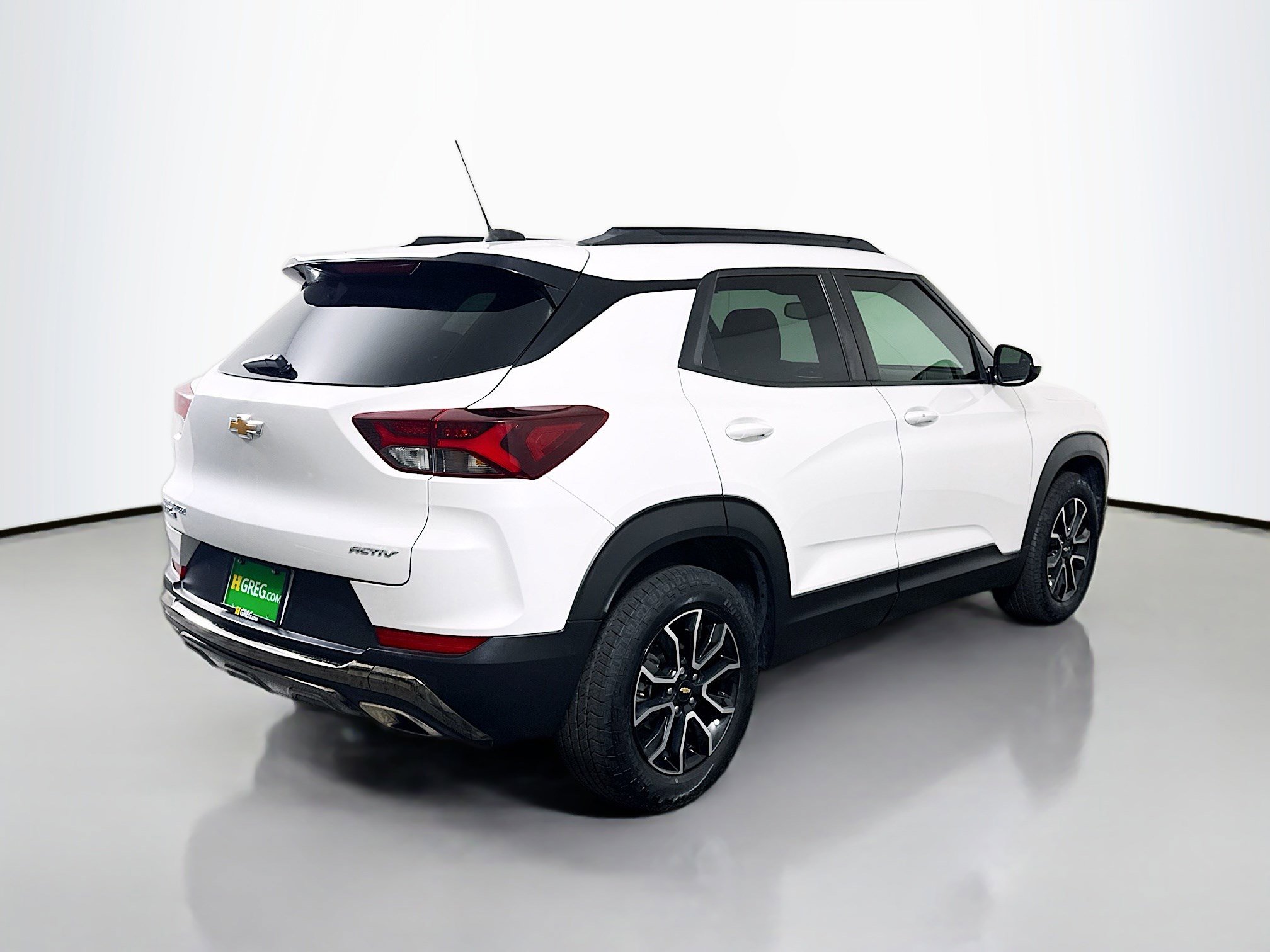 Used 2023 Chevrolet TrailBlazer ACTIV w/ Technology Package image 10