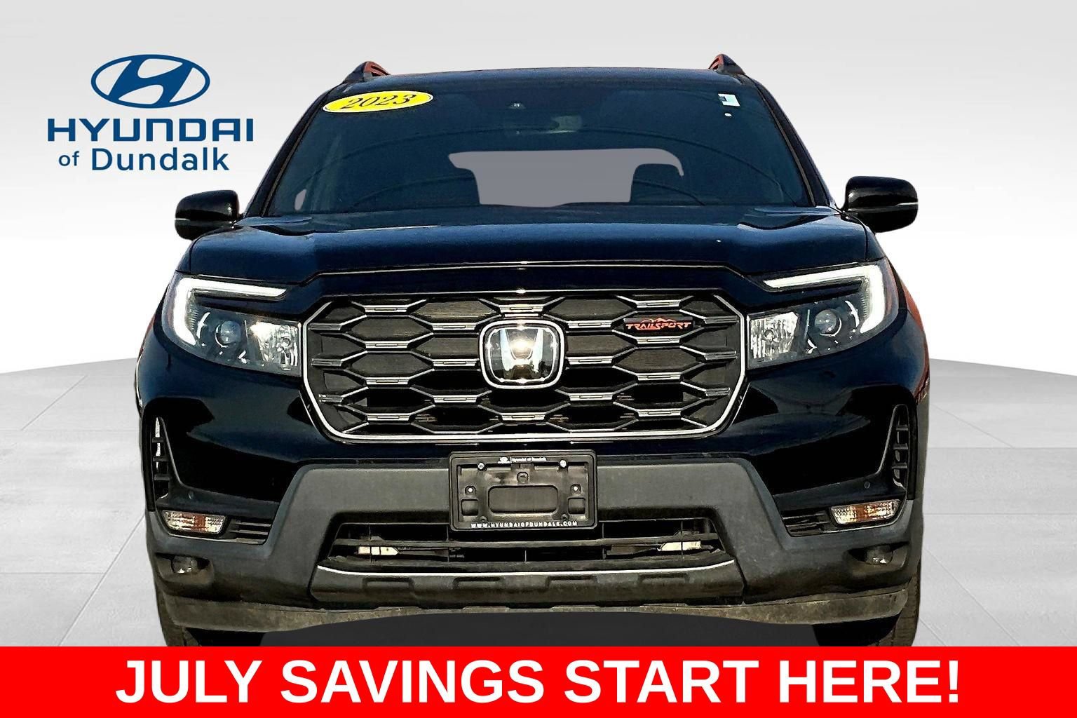 Used 2023 Honda Passport TrailSport image 2