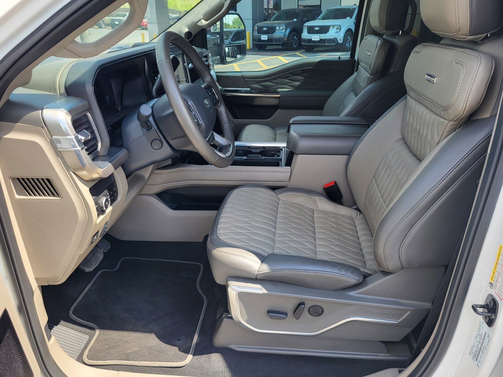 Certified 2026 Ford F350 Platinum w/ Platinum Plus Package AWD/4WD image 21