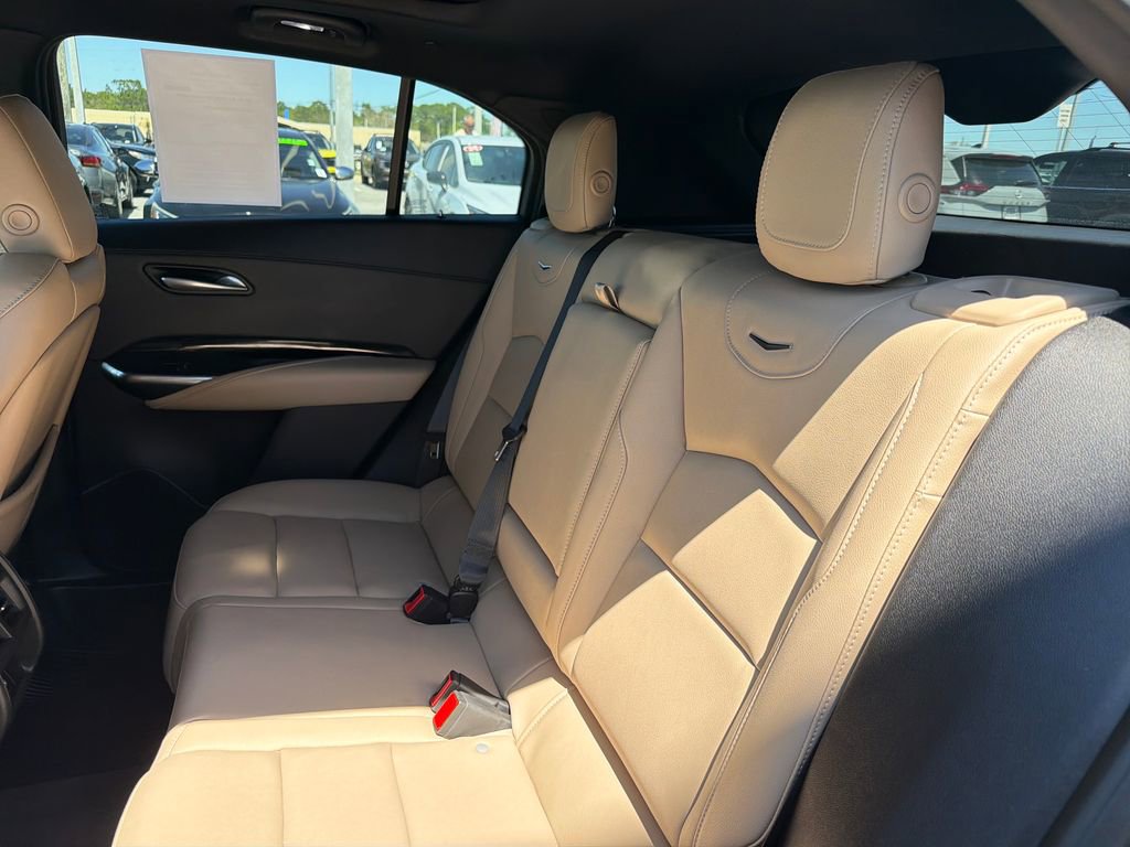 Used 2024 Cadillac XT4 Luxury image 22