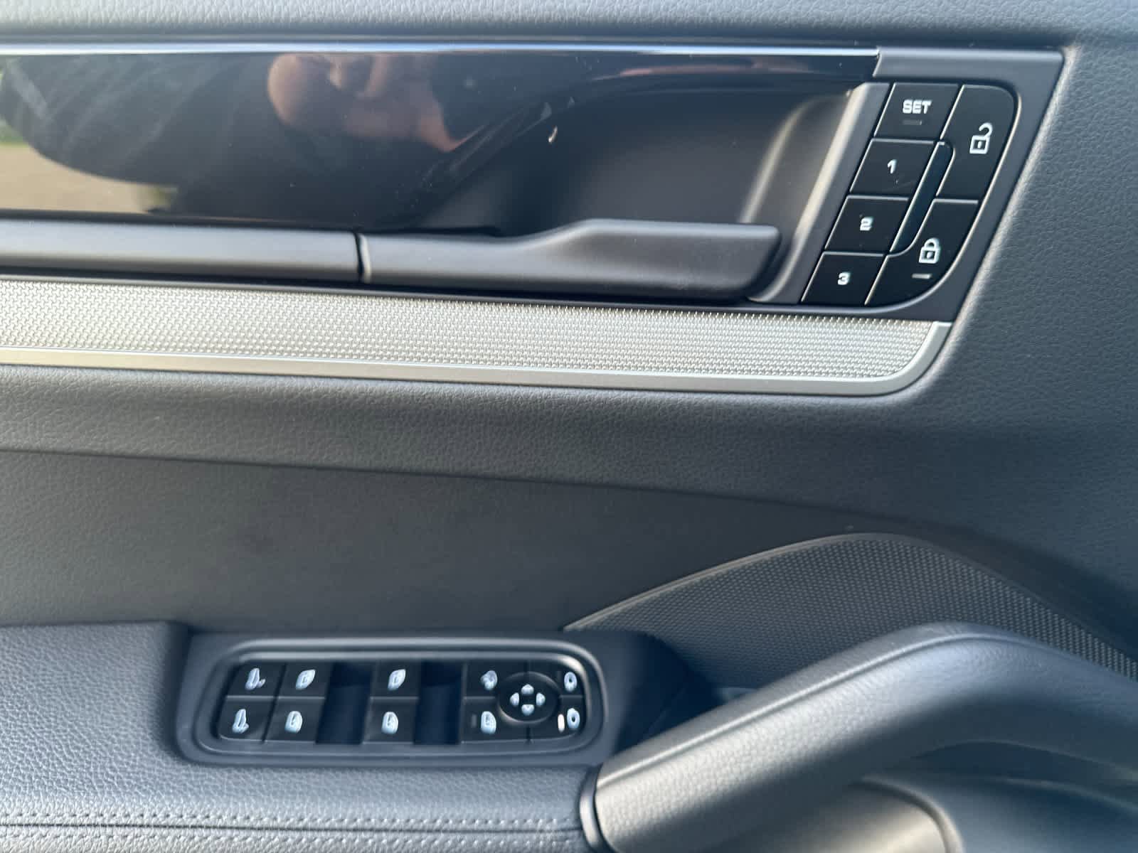 New 2026 Porsche Cayenne S AWD/4WD image 12