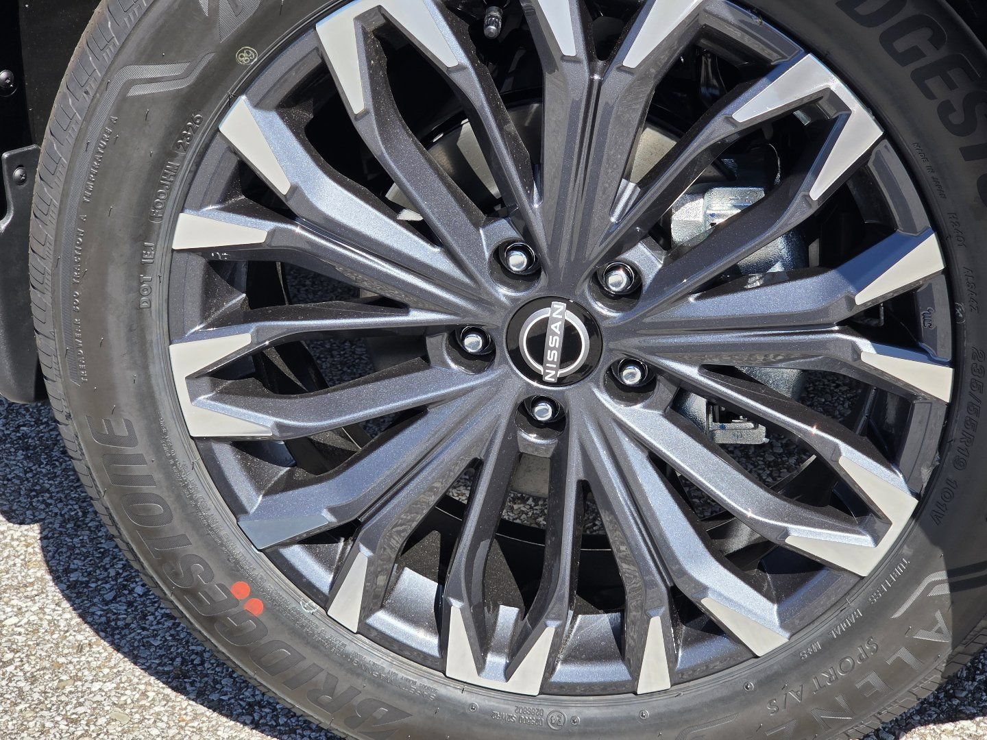 New 2026 Nissan Rogue Platinum AWD/4WD image 13
