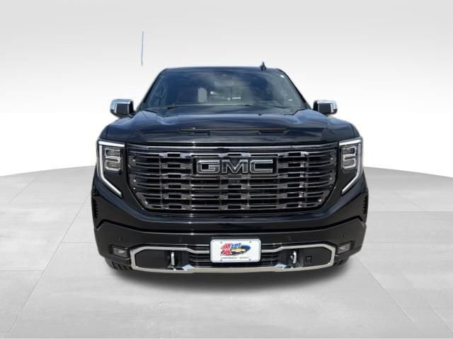 Certified 2025 GMC Sierra 1500 Denali Ultimate AWD/4WD image 9