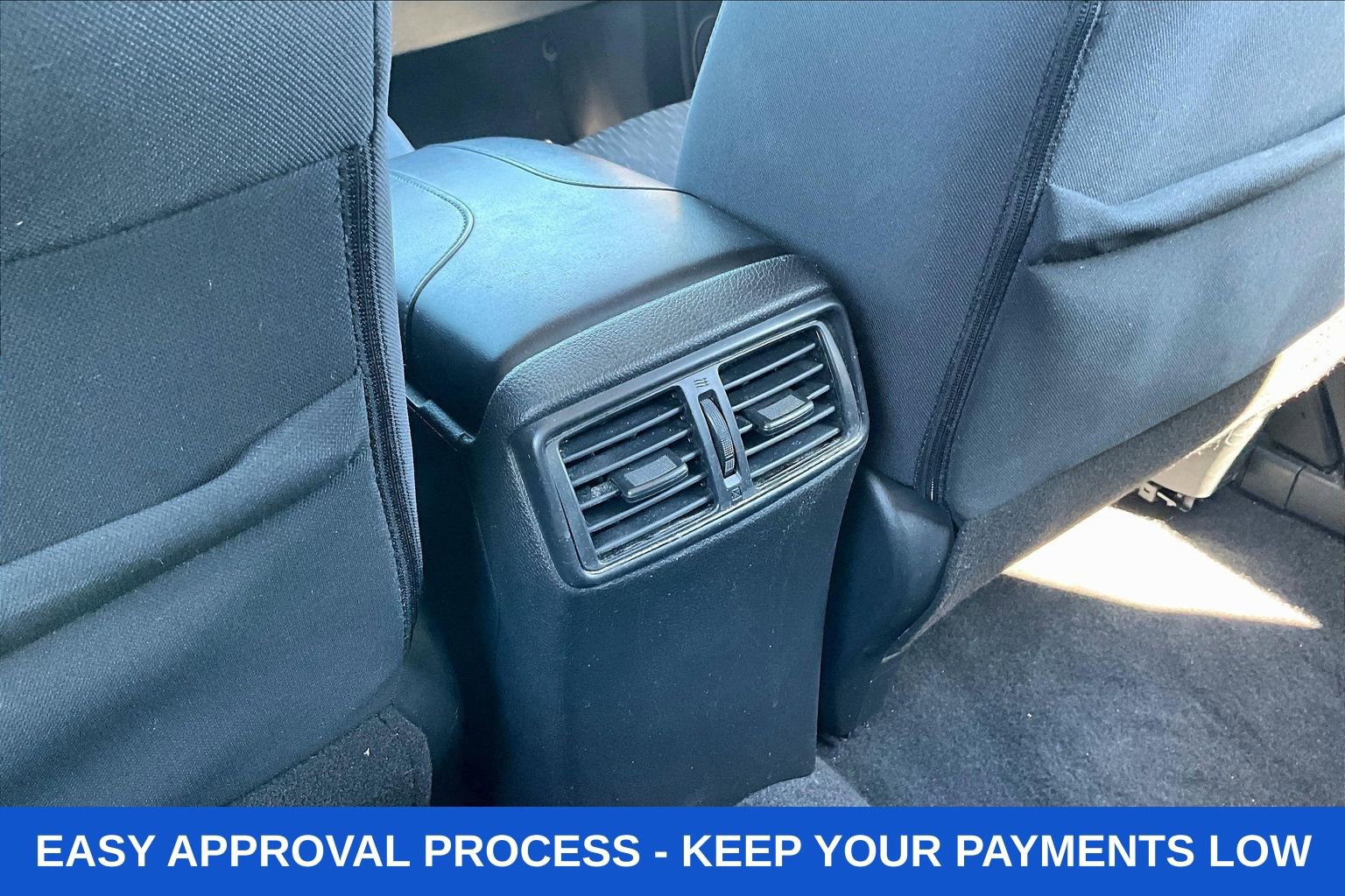 Used 2019 Nissan Rogue S AWD/4WD image 10