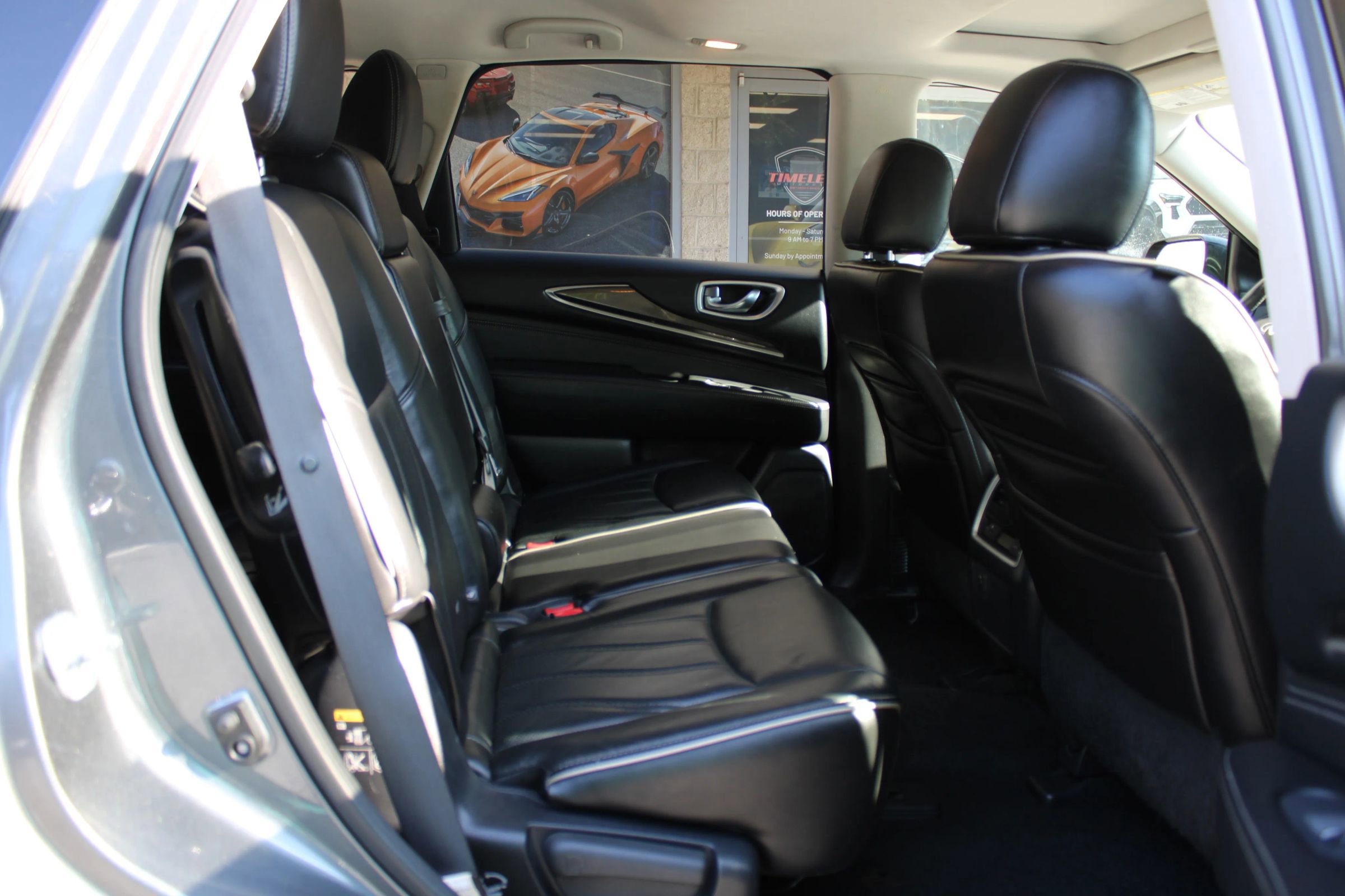 Used 2017 INFINITI QX60 AWD w/ Premium Plus Package image 17