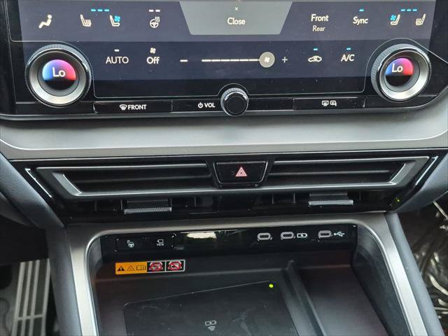 Used 2025 Lexus TX 500h AWD w/ Technology Package image 18