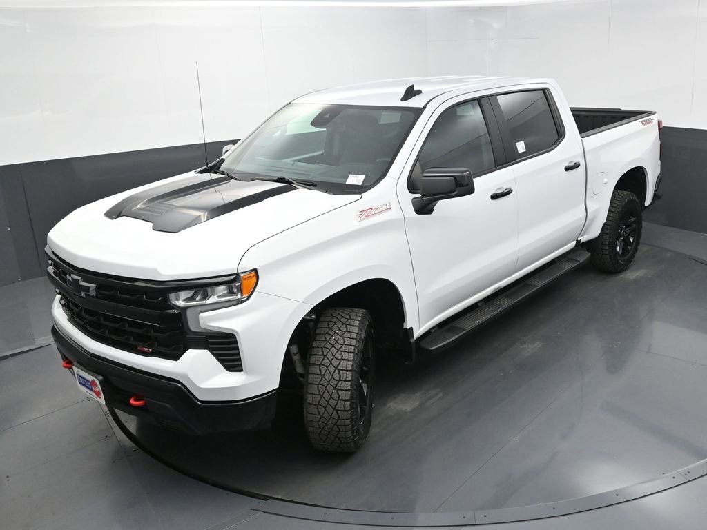 Used 2024 Chevrolet Silverado 1500 LT Trail Boss w/ Protection Package AWD/4WD image 34
