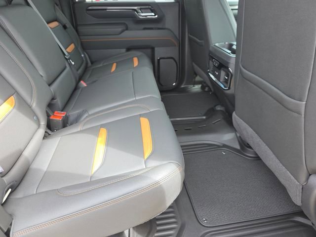 New 2026 GMC Sierra 3500 AT4 w/ Technology Package AWD/4WD image 22