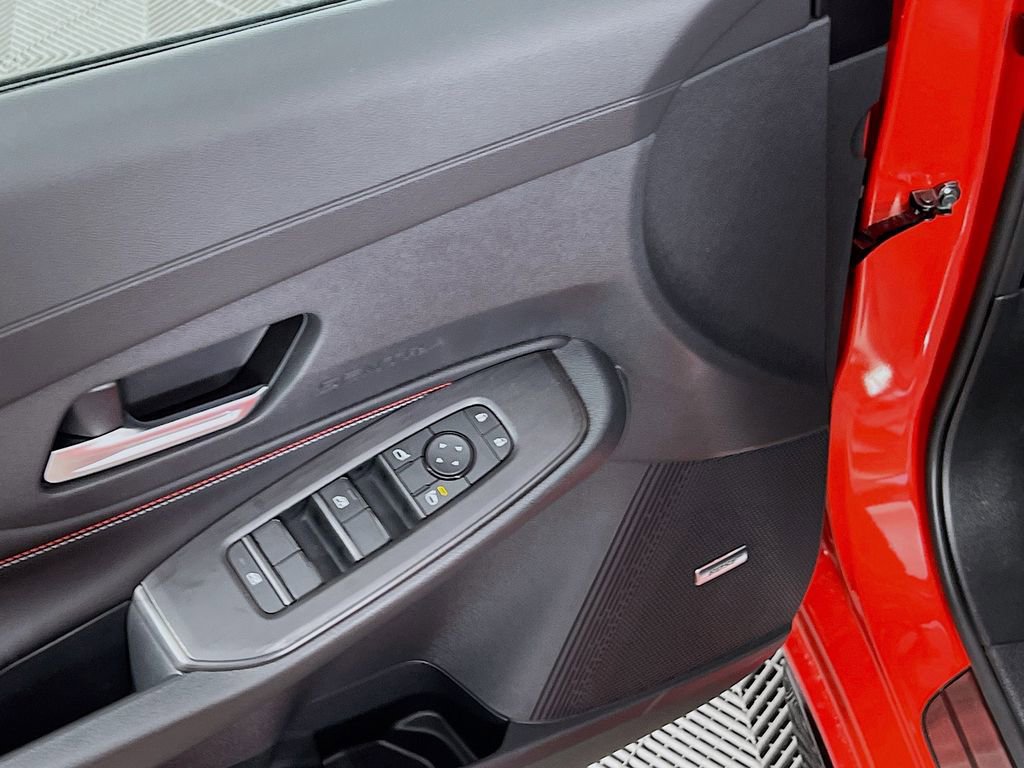New 2026 Nissan Sentra SR FWD image 16