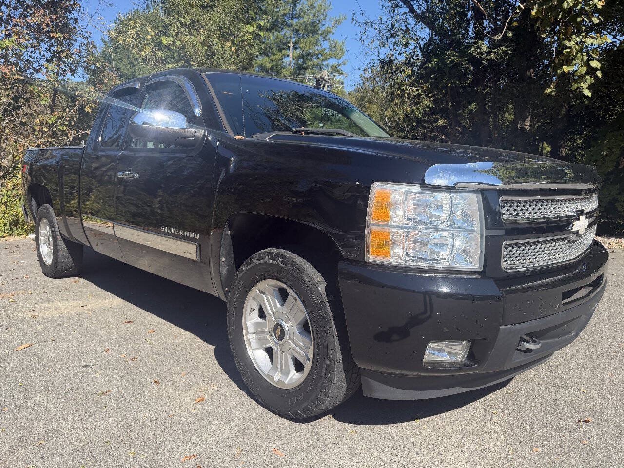 Used 2012 Chevrolet Silverado 1500 LTZ w/ LTZ Plus Package AWD/4WD image 8