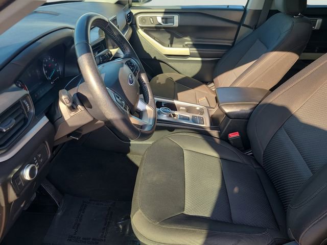 Used 2022 Ford Explorer XLT image 24