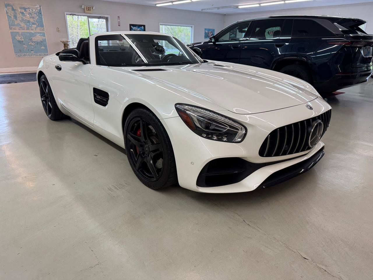 Used 2018 Mercedes-Benz AMG GT Roadster w/ Lane Tracking Package image 4