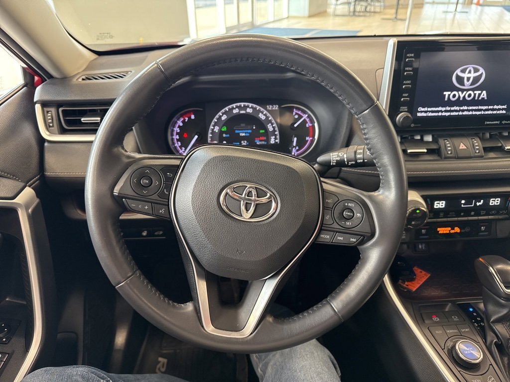 Used 2019 Toyota RAV4 Limited image 24