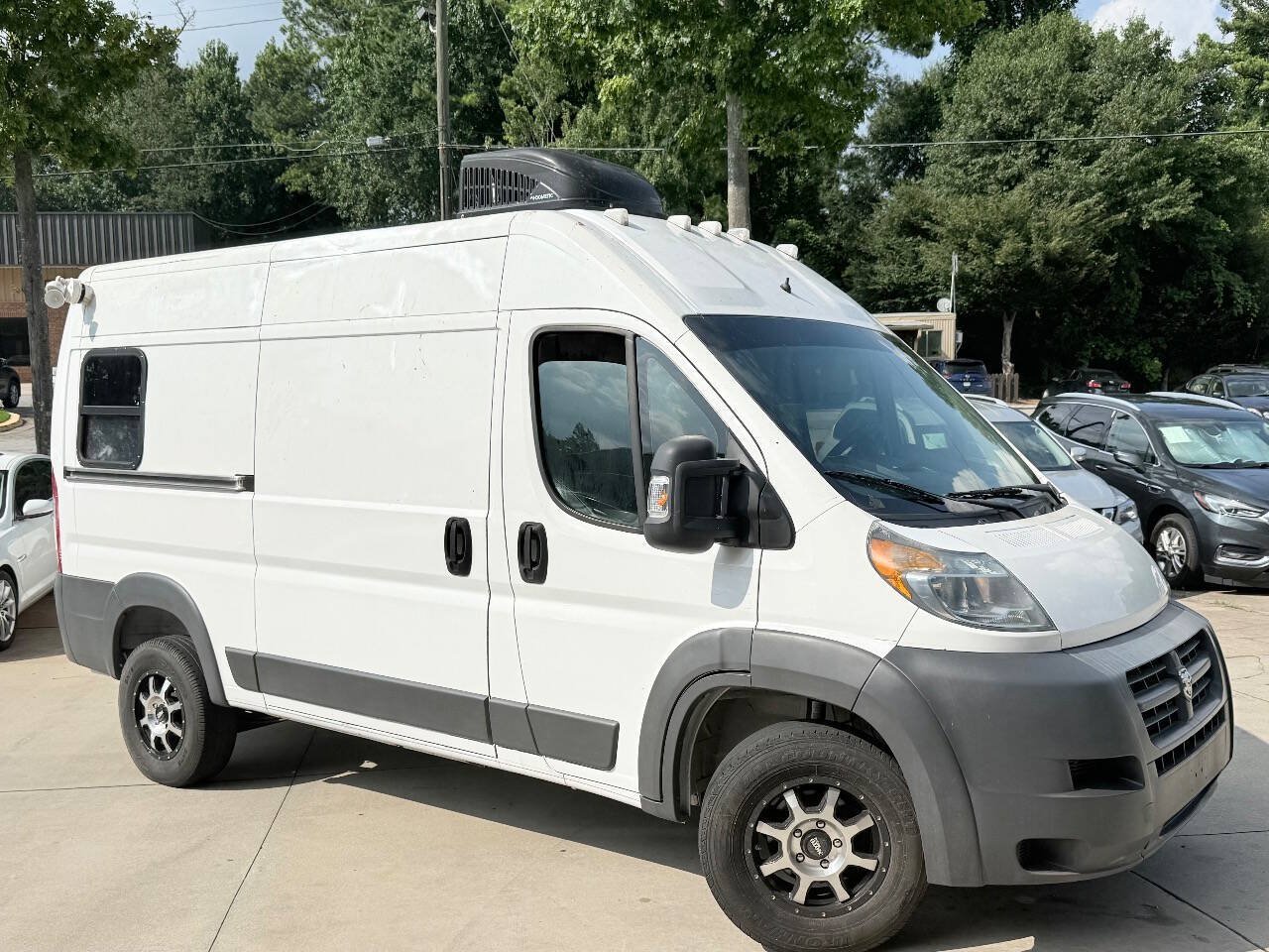 Used 2017 RAM ProMaster 1500 FWD image 2