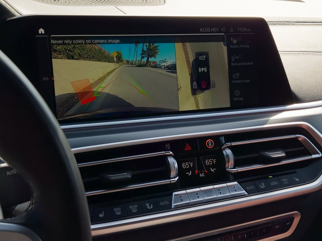 Used 2022 BMW X6 xDrive40i w/ M Sport Package image 17