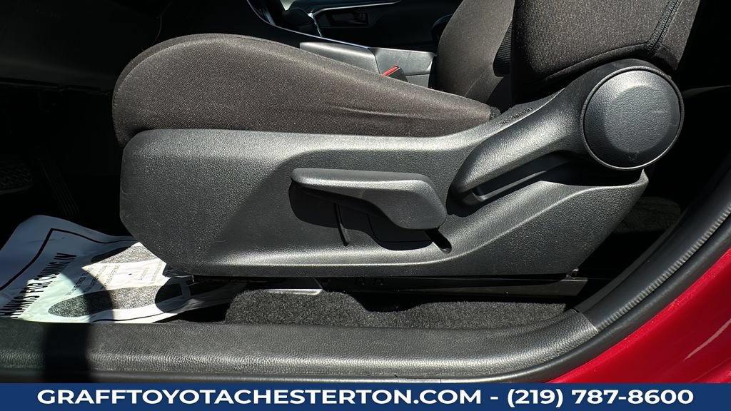 Used 2025 Toyota RAV4 LE FWD image 15