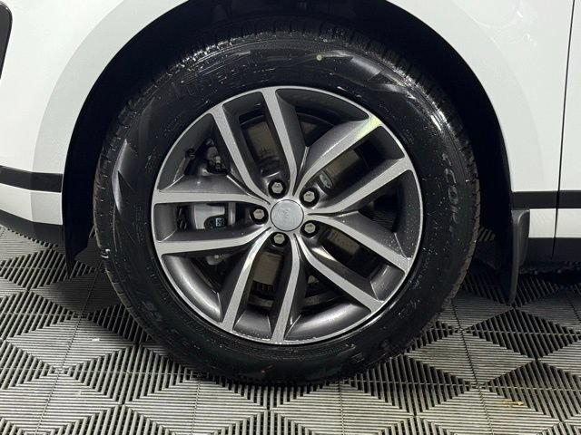 Used 2026 Land Rover Range Rover Evoque S AWD/4WD image 14