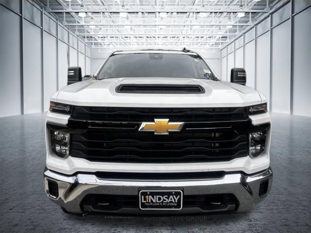 New 2026 Chevrolet Silverado 2500 W/T AWD/4WD image 2