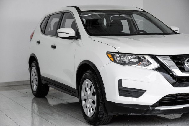 Used 2017 Nissan Rogue S FWD image 46